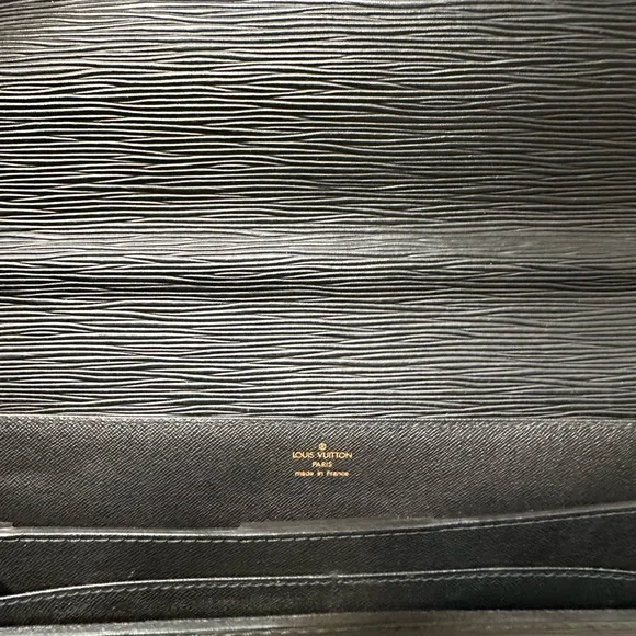 Louis Vuitton Black Epi Serviette Metis Vintage Briefcase - Picture 9 of 9
